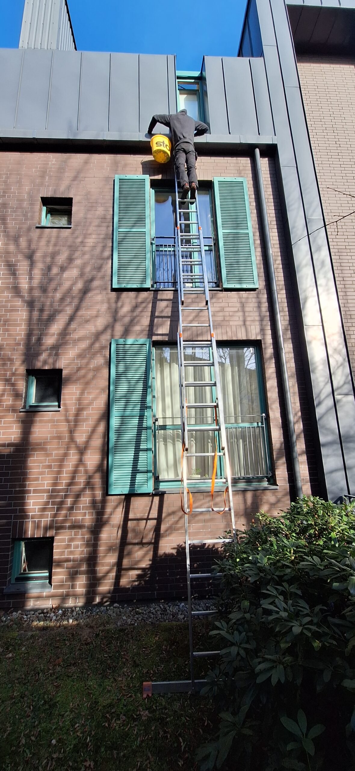 Latakų valymas ir priežiūra